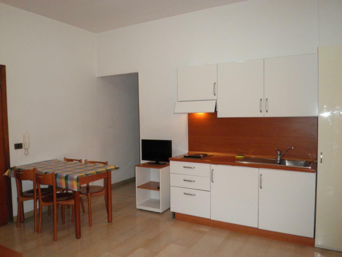 Residence Executive Ancona Room photo